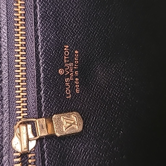 LOUIS VUITTON VINTAGE 1988 EPI LEATHER MONTAIGNE 27 SHOULDER/CLUTCH BAG - Picture 13 of 17